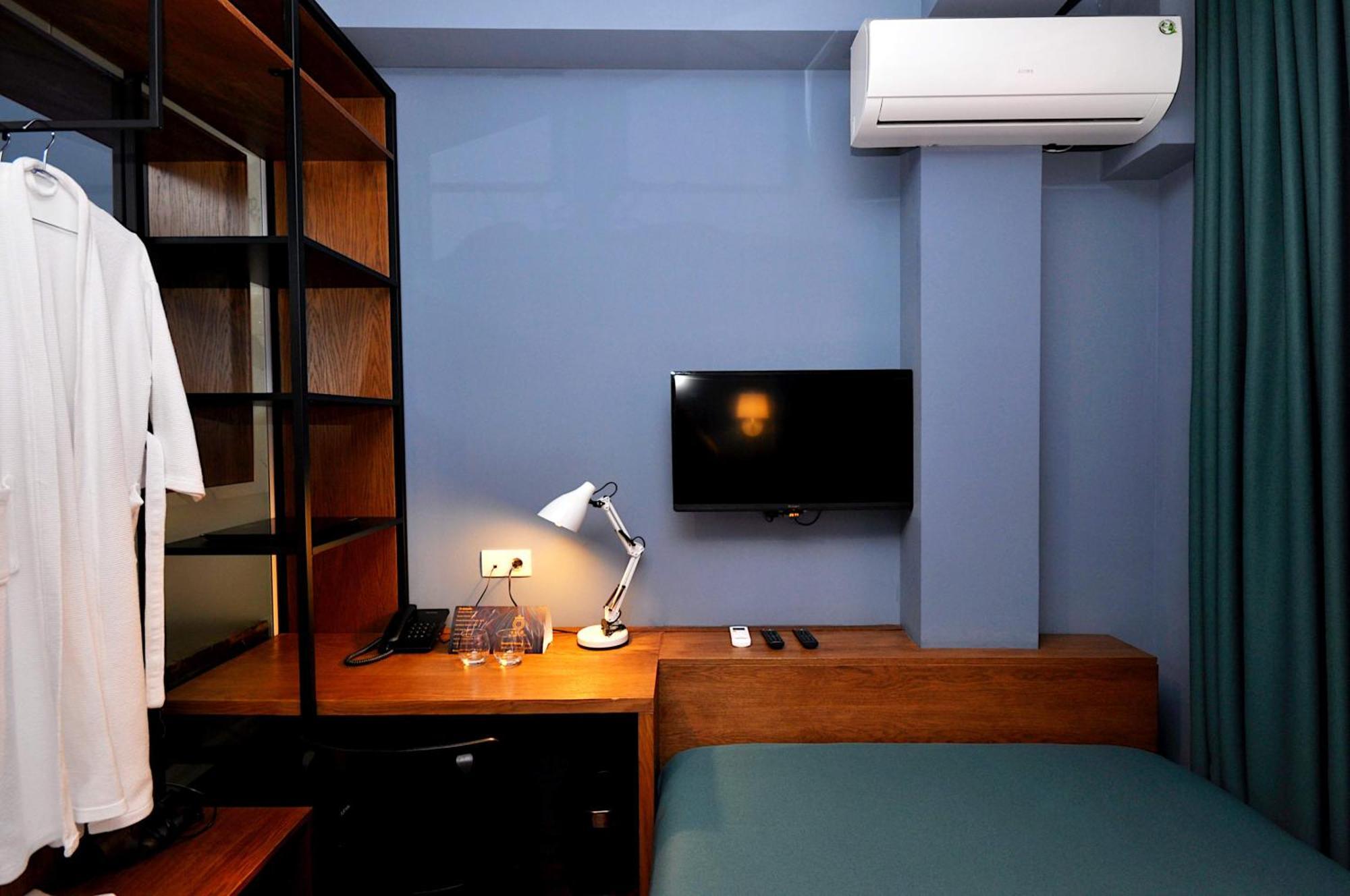Elle Boutique Hotel Тбилиси Стая снимка