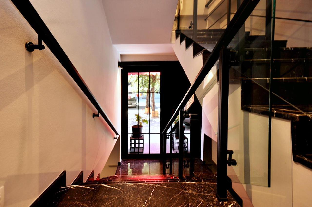Elle Boutique Hotel Тбилиси Екстериор снимка
